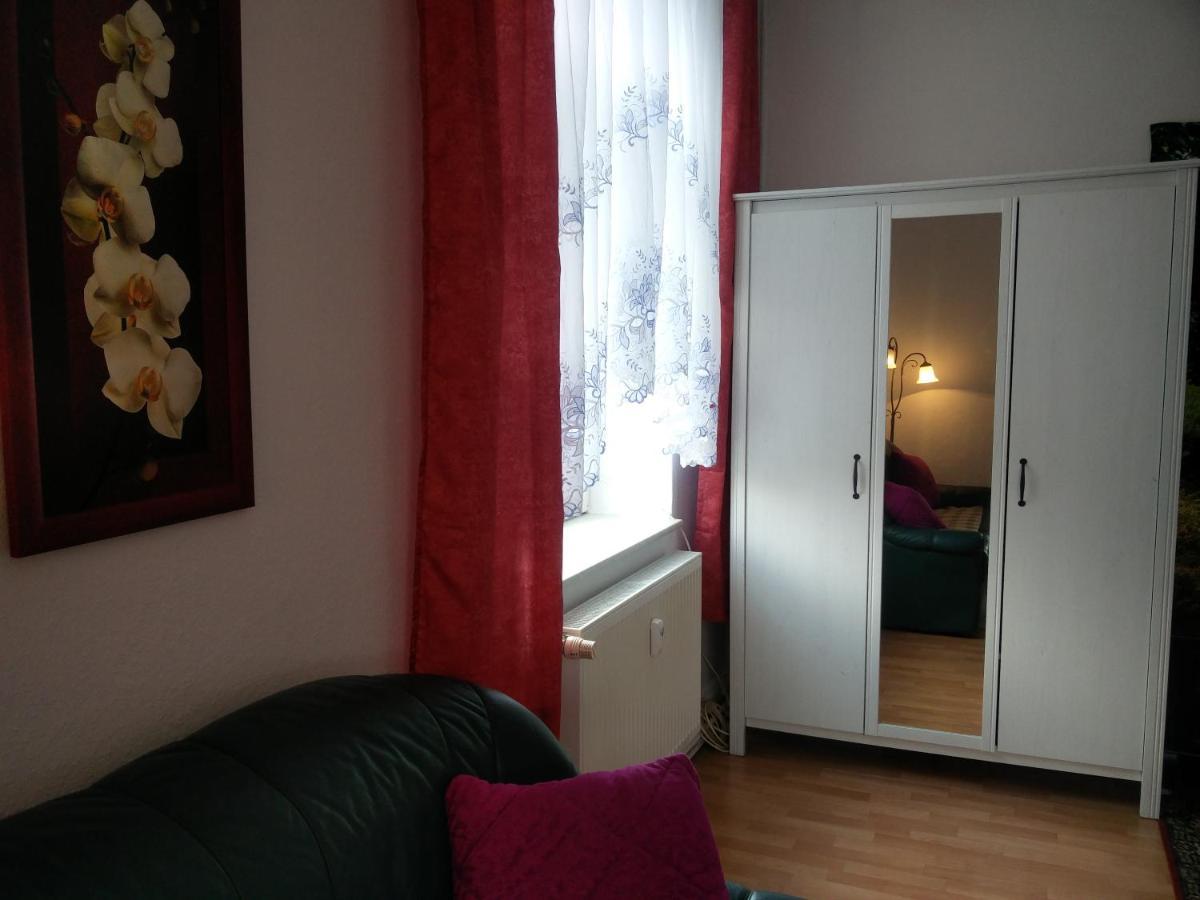 Ferienwohnung Zur Weissen Taube Dobbertin エクステリア 写真